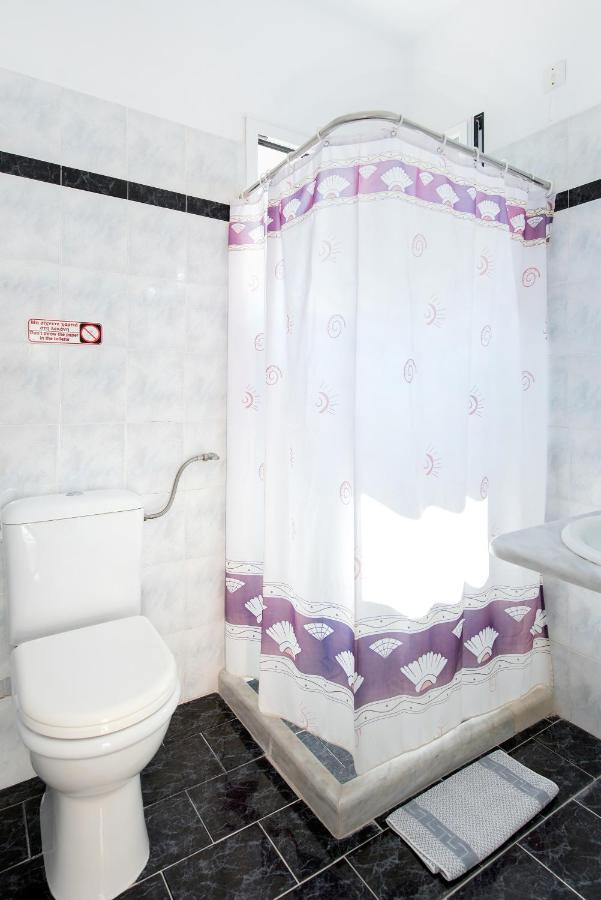Eriva Hotel Acharavi  Zewnętrze zdjęcie